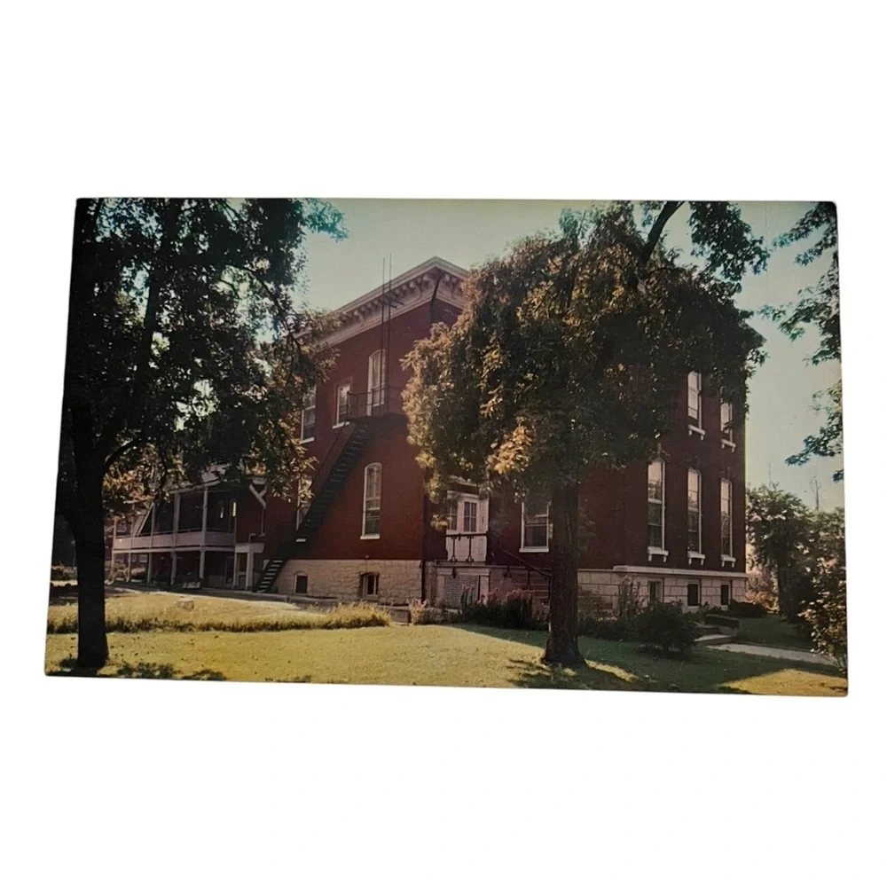 Unused Vintage Post Card Lutheran Boarding Home for the Aged St Louis MO